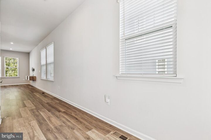 Property Photo: 17815 Woods Overlook Drive VA 22026