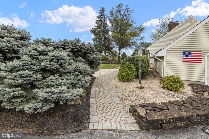 Property Photo:  45 Plank Road  PA 17325 