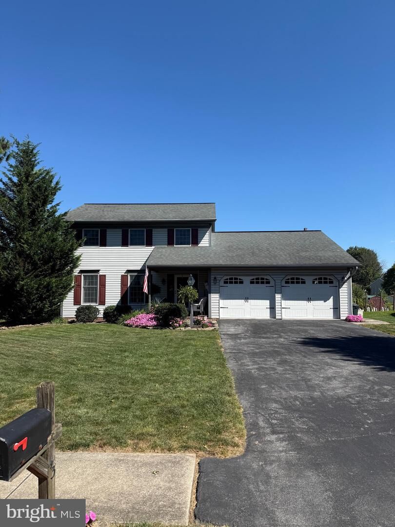 Property Photo: 43 Raymond Court PA 17022
