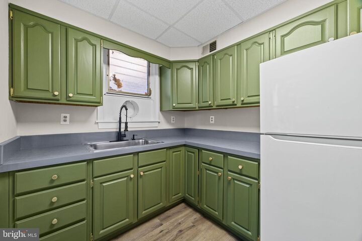 Property Photo: 715 E Dorset Street PA 19119