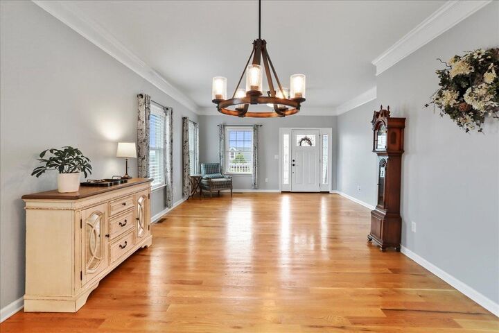Property Photo: 115 Beauregard Dr VA 24401