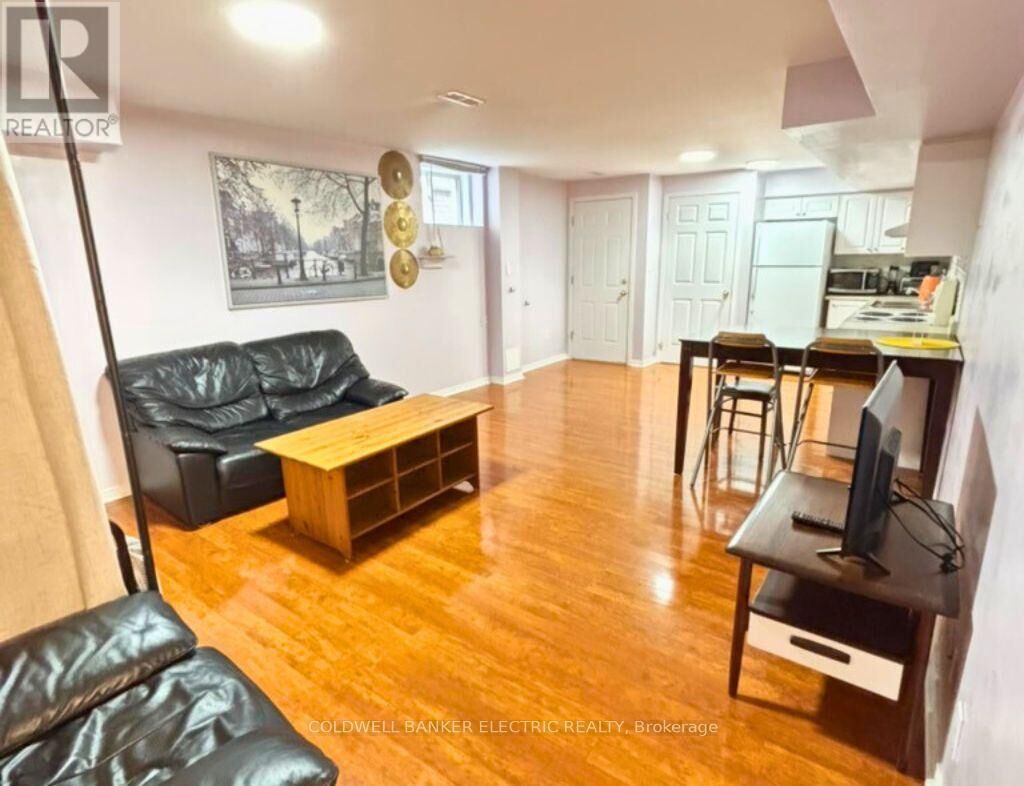 Property Photo:  1215 Simcoe Street South Bsmt  ON L1H 4M1 