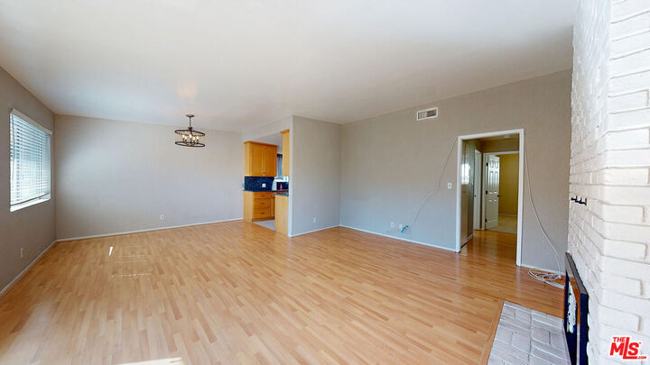 Property Photo: 14007 Milbank St CA 91423