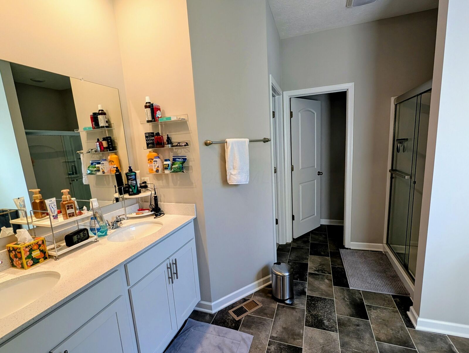 Property Photo: 5971 Wynnewood Drive OH 43123