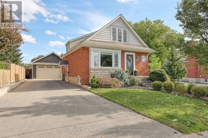 206 Sydenham Street  Woodstock (Woodstock - North) ON N4S 7B9 photo