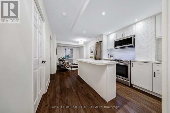 Property Photo: 88 Charles Street East 310 ON M4Y 2W7