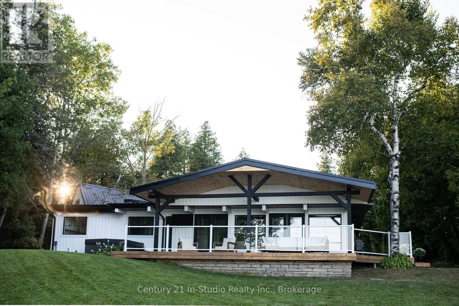 Photo de la propriété: 193 Tamarac Road ON N0H 1W0
