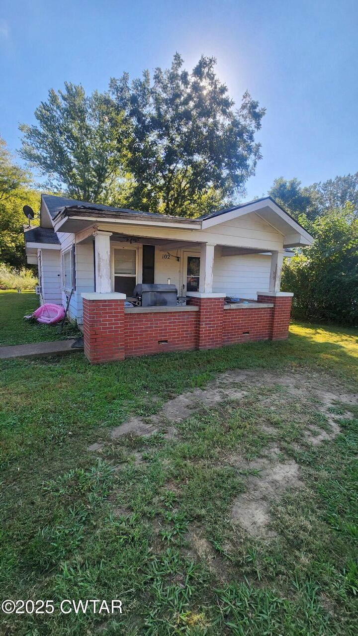 Property Photo: 102 Rhea Street TN 38301