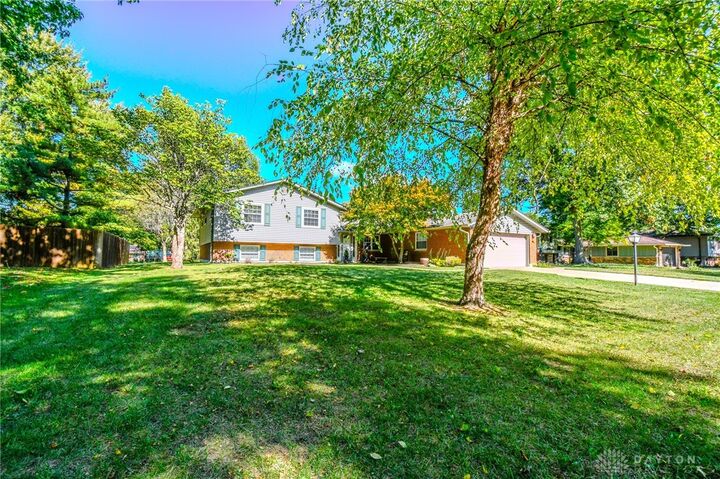 Property Photo: 5804 Overbrooke Road OH 45440