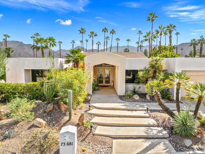 Property Photo: 73681 Agave Lane CA 92260
