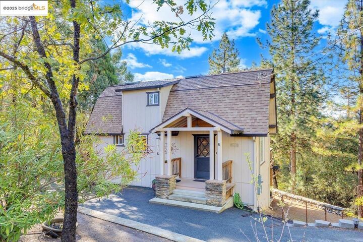 18541 Wawona Dr.  Groveland CA 95321 photo