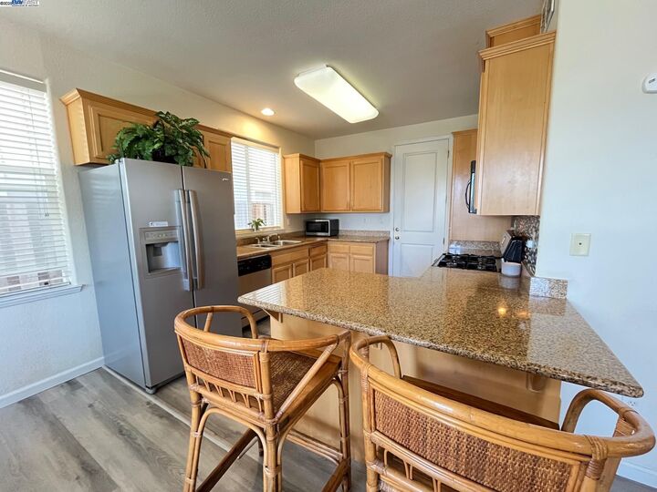 Property Photo: 769 Bartlett Avenue CA 94541