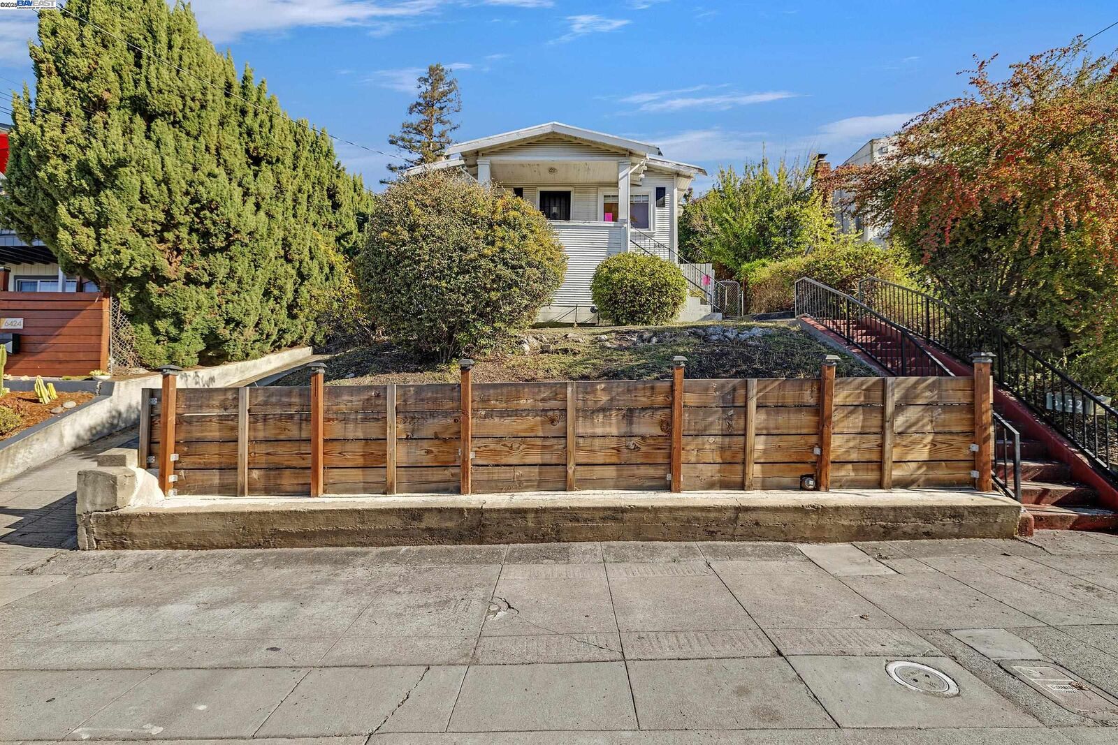 Property Photo: 6432 Outlook Ave CA 94605