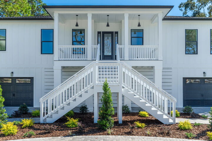 Property Photo: 22 Shalimar Drive FL 32579