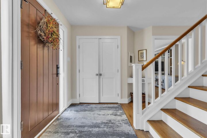 Property Photo:  26 Beauvista Drive  AB T8A 3M5 