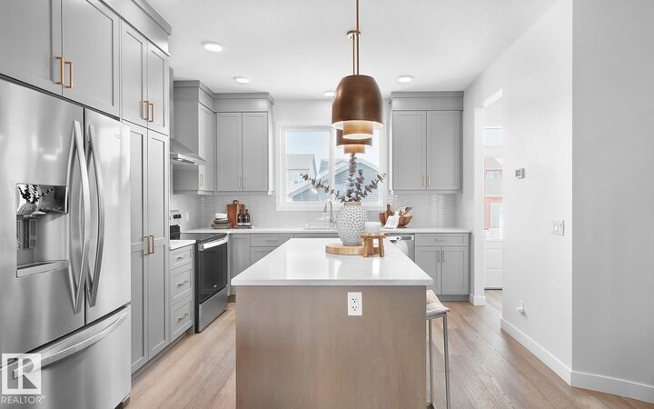 Property Photo: 2224 Muckleplum Crescent SW AB T6X 3G7