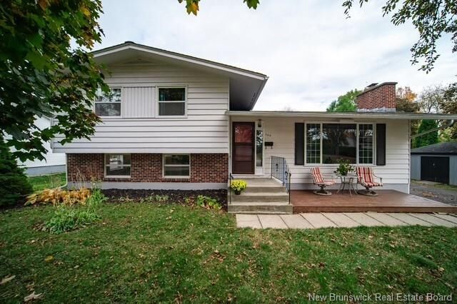 120 Epworth Circle  Fredericton NB E3A 2M6 photo