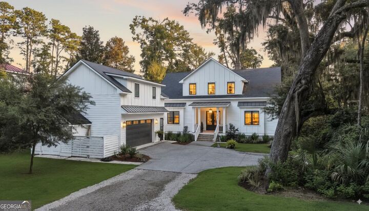 Property Photo: 822 Dancy Avenue GA 31419