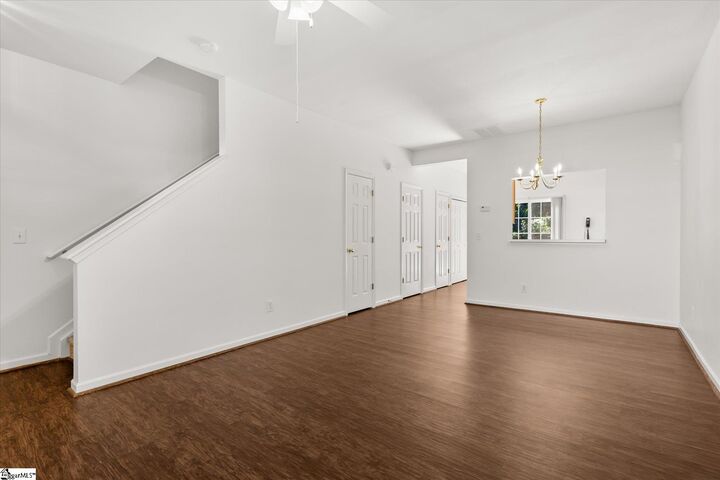 Property Photo: 553 Waterbrook Drive SC 29607