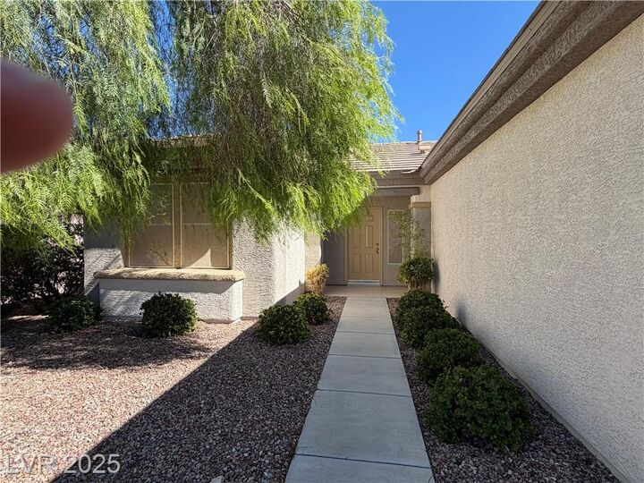 Property Photo: 2026 Wildwood Lake Street NV 89052
