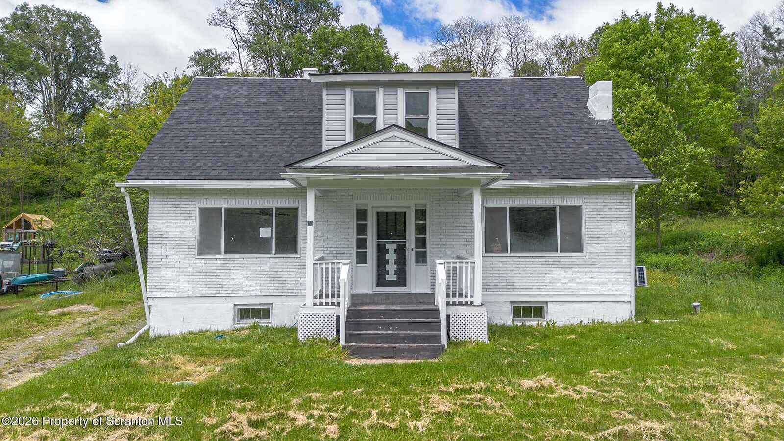 Property Photo:  75 Hamlin Highway  PA 18444 