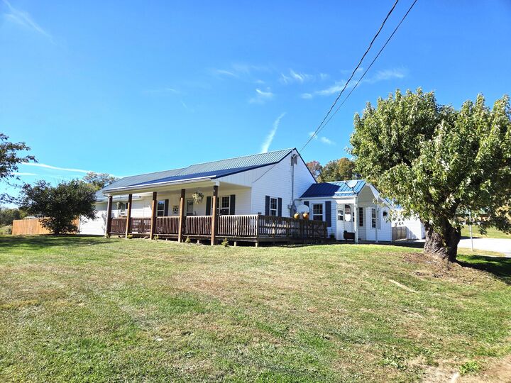 Property Photo: 6893 S Seneca Trl WV 24963