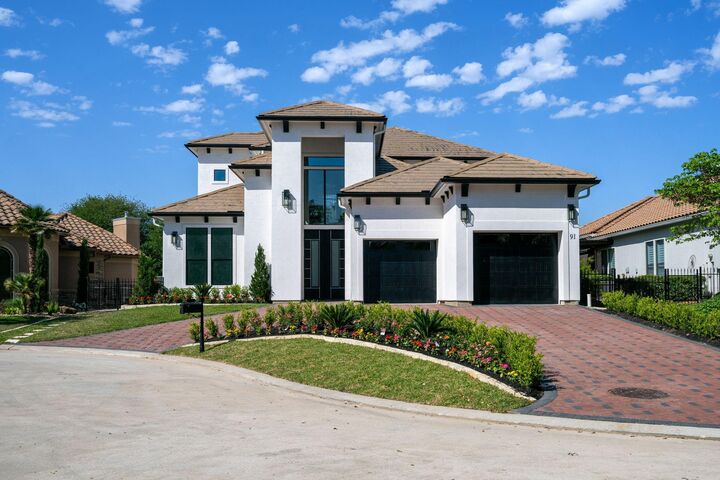 Property Photo:  91 Lake Sterling Gate Drive  TX 77379 