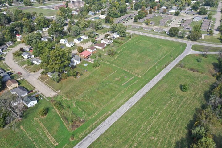 Property Photo:  1301 Huntingfield Drive  MO 65265 