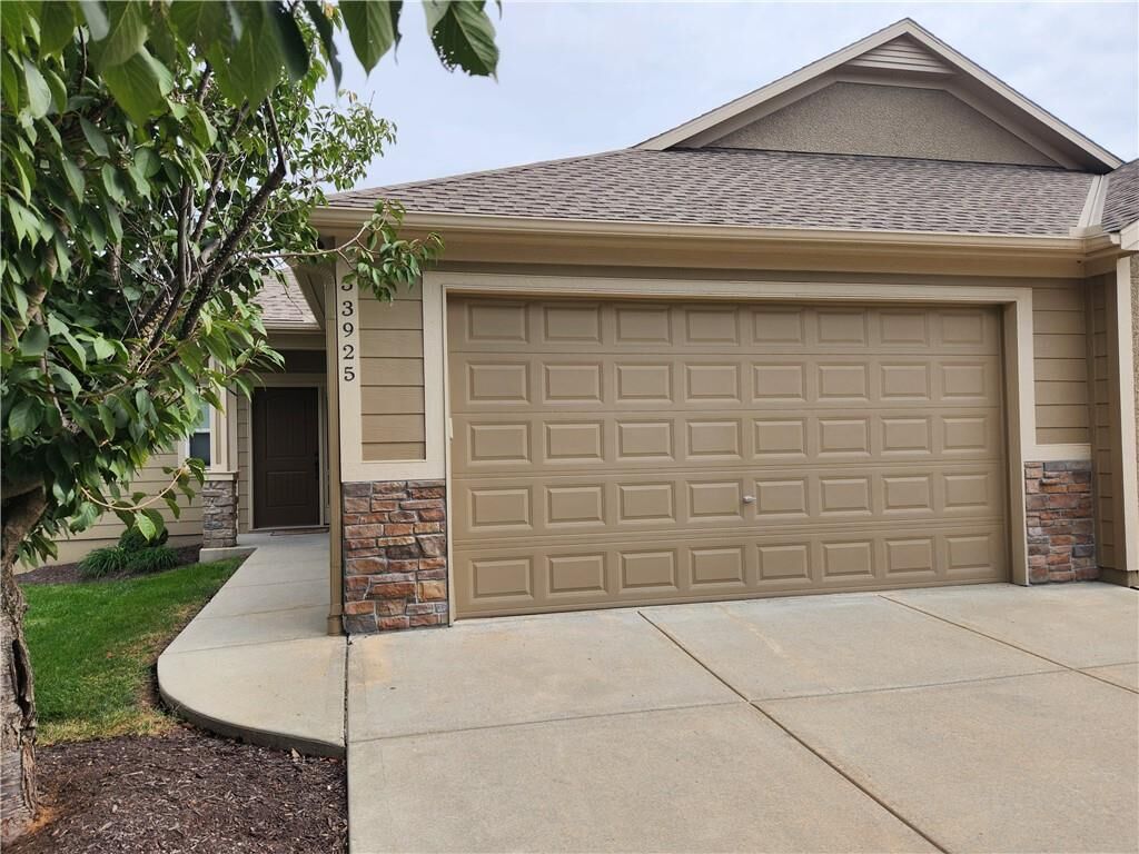 Property Photo:  33925 W 90th Circle  KS 66018 