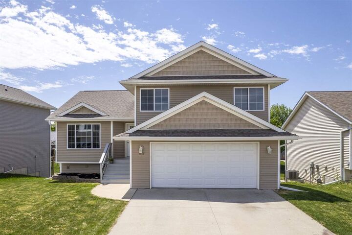 1573 Vesti Ln  Iowa City IA 52240 photo