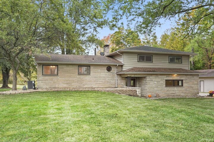 Property Photo: 2256 County Road 56 Road IN 46706-9499