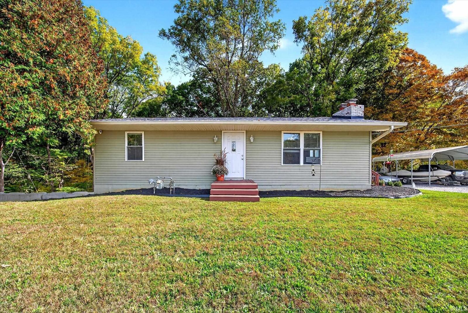 Property Photo: 8720 N Old State Road 37 Road IN 47408-9246