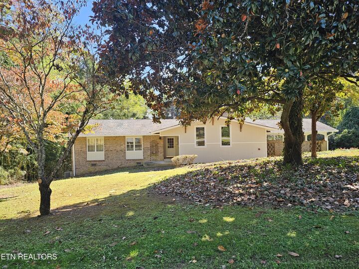 Property Photo: 899 W Outer Drive TN 37830