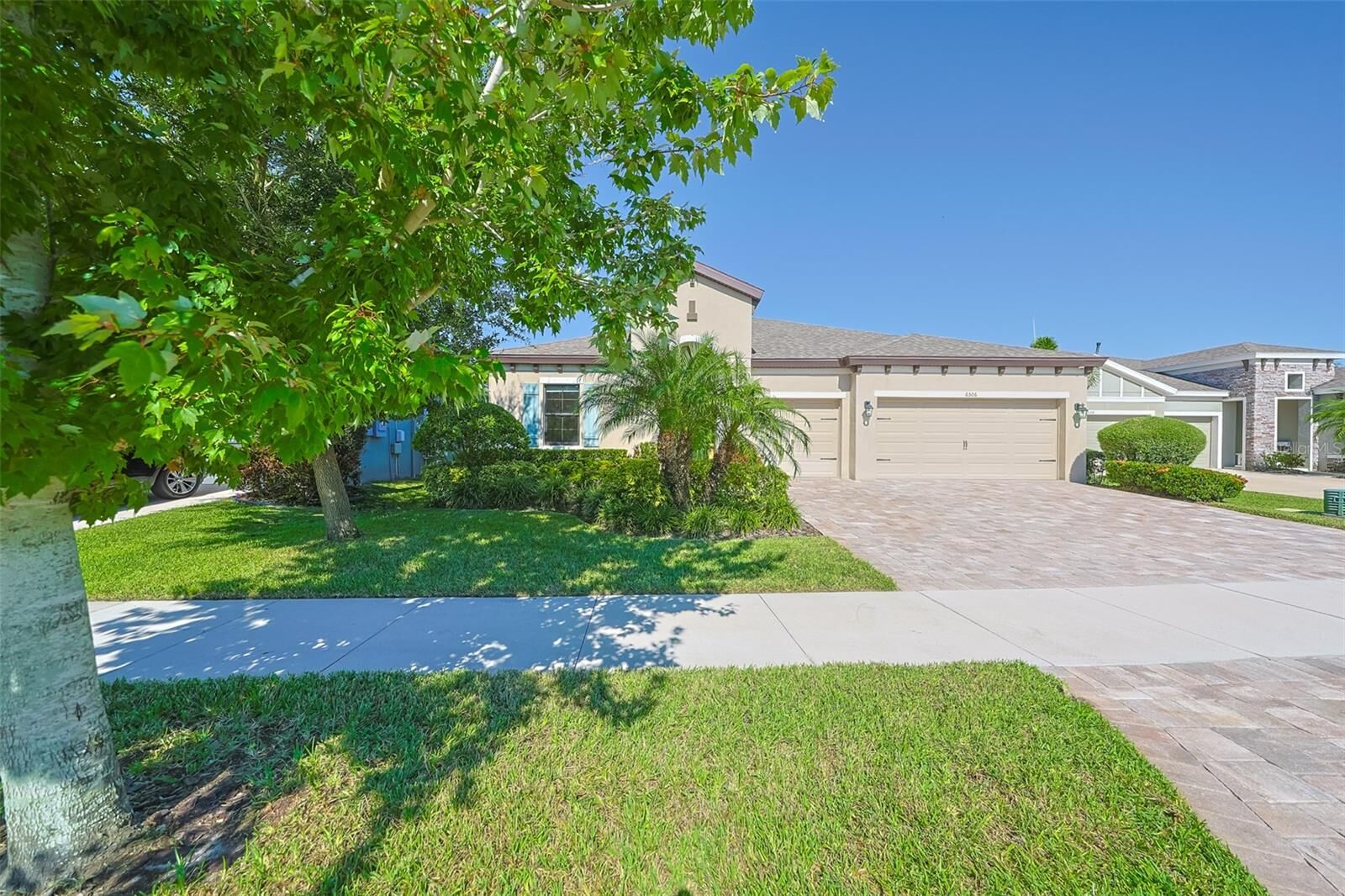 Property Photo:  6506 Maiden Sea Drive  FL 33572 