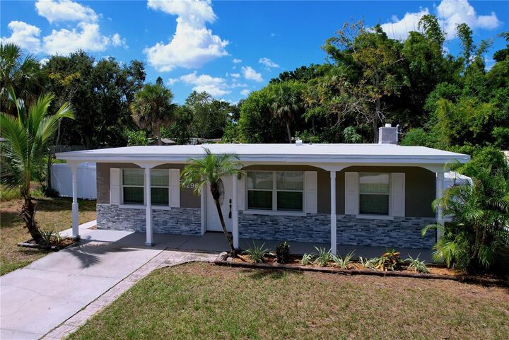 Property Photo: 6296 62nd Street N FL 33781
