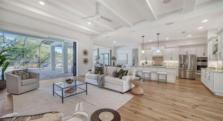 Property Photo: 15915 Castle Park Terrace FL 34202