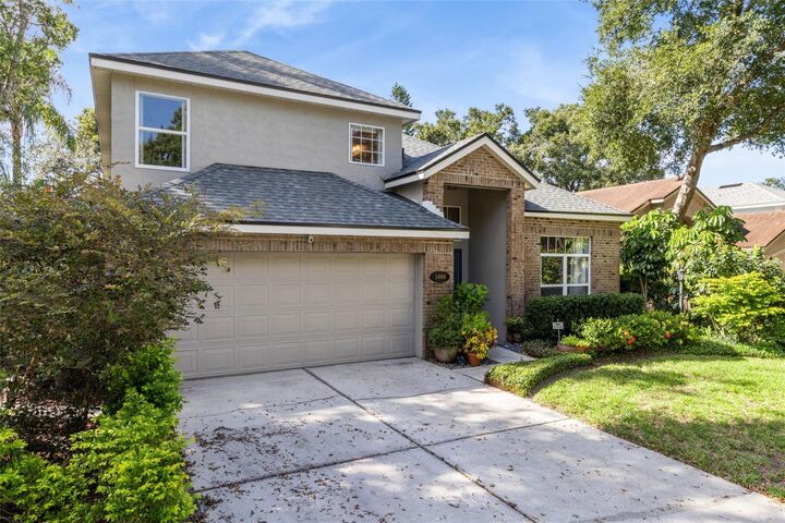Property Photo: 1000 N Lake Claire Circle FL 32765