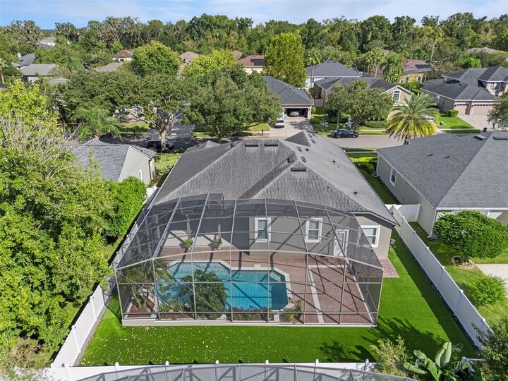 Property Photo: 1484 Wescott Loop FL 32708