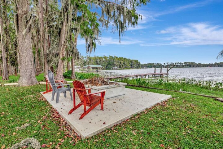 Property Photo:  19207 Crooked Lane  FL 33548 