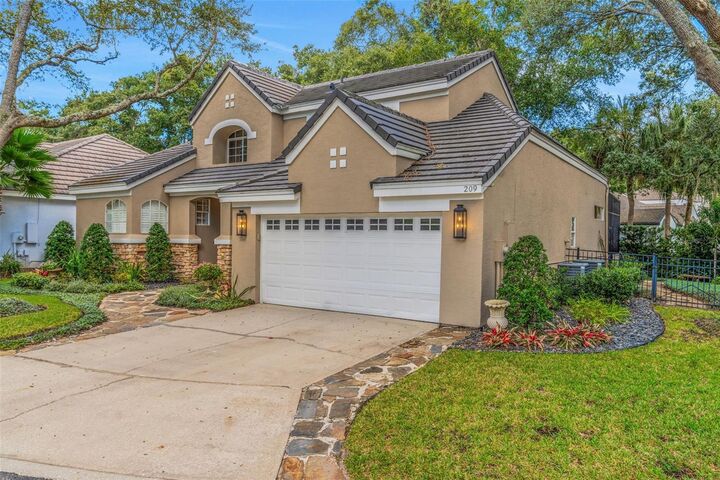 Property Photo: 209 Wimbledon Circle FL 32746