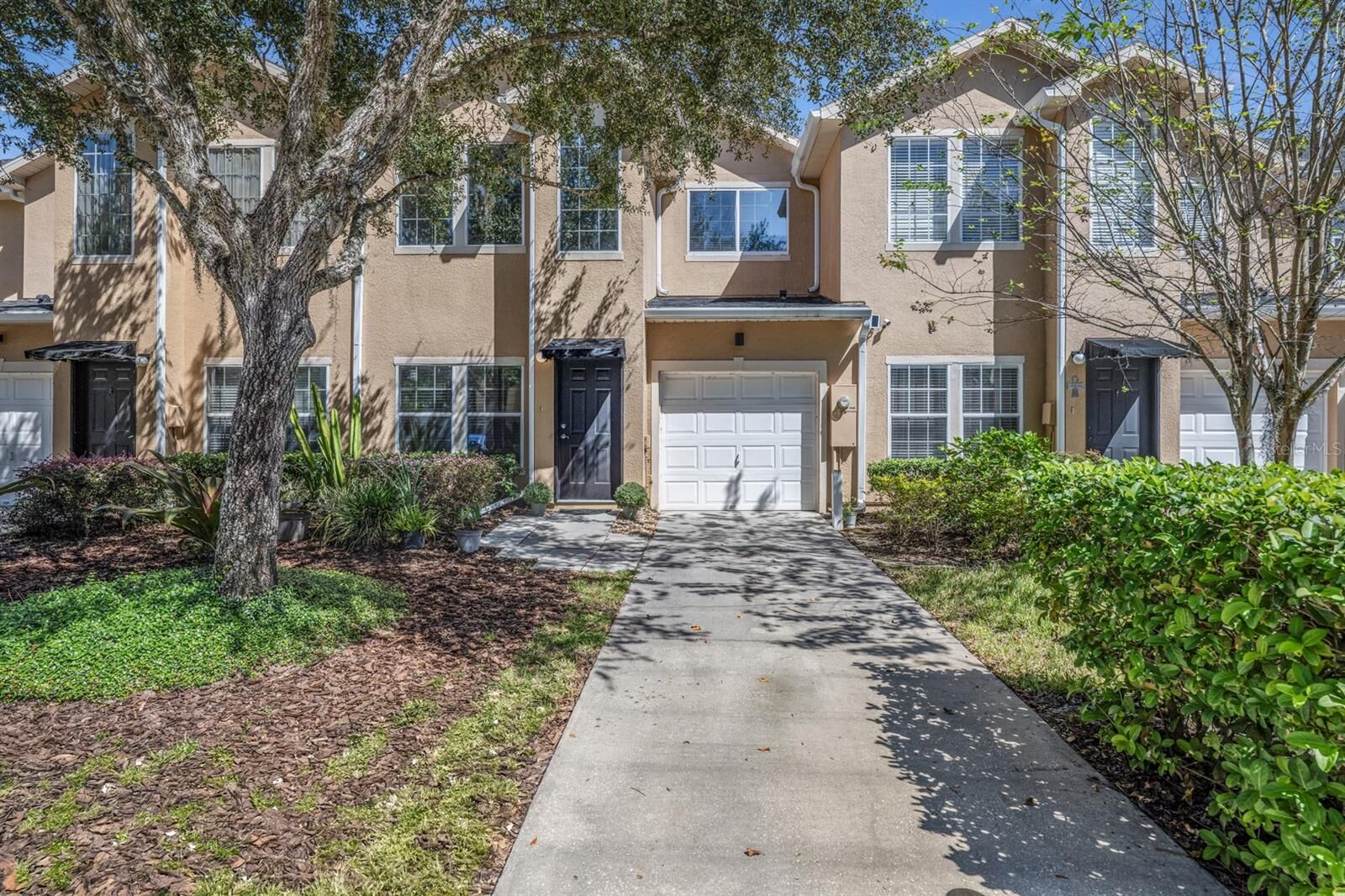 Property Photo:  16313 Newbury Palms Court  FL 33647 