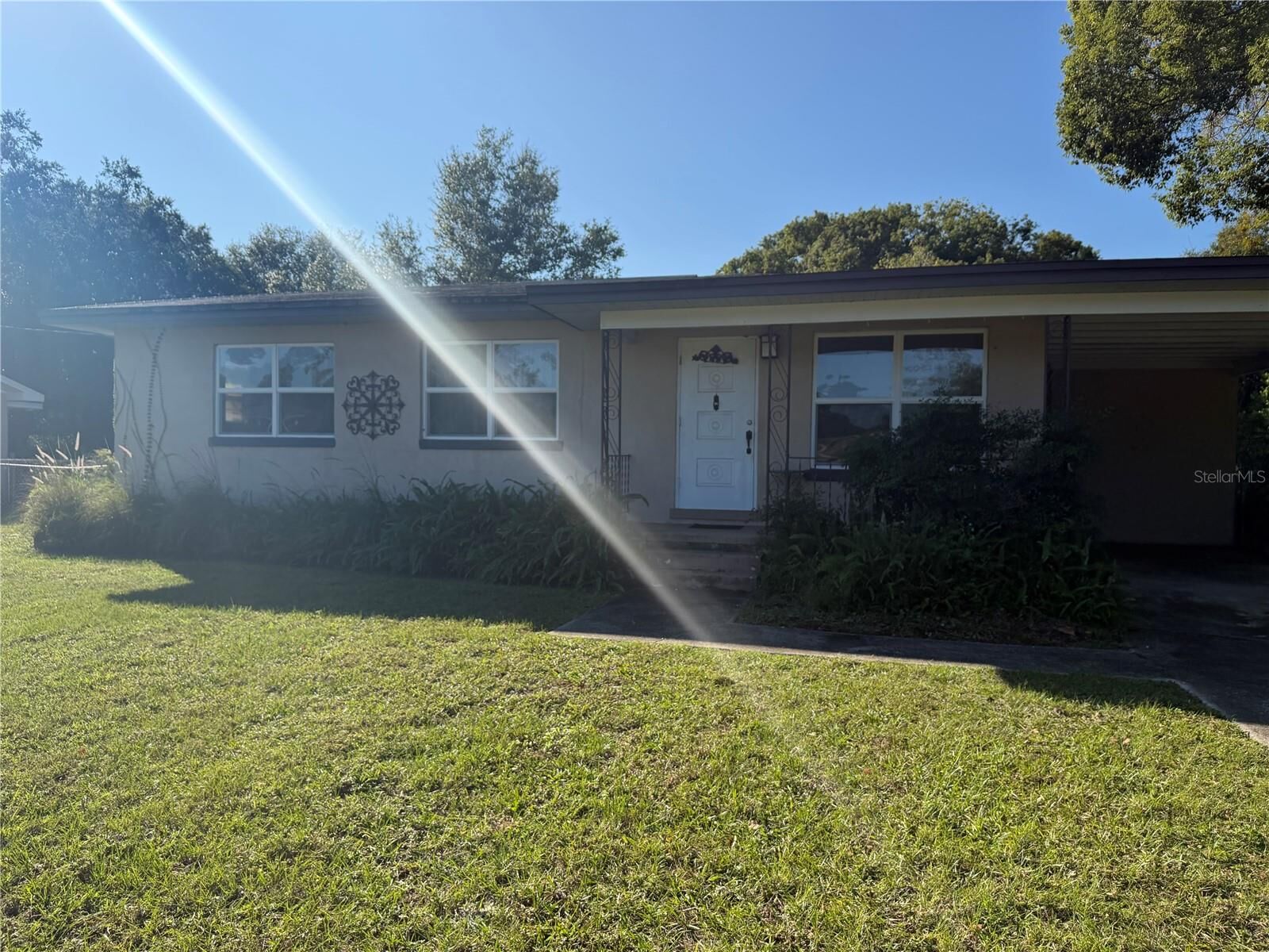 Property Photo:  49 W Azalea Drive  FL 32713 