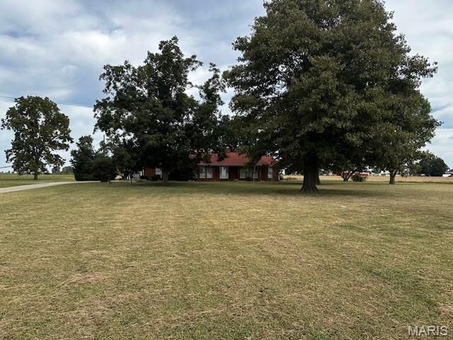 Property Photo: 1611 State Highway Z MO 63801