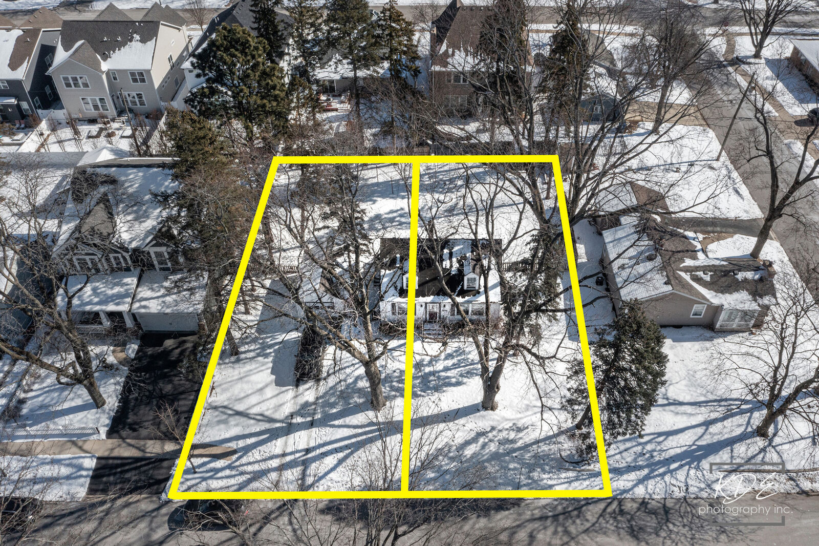 Property Photo: 1314 N Eagle Street IL 60563