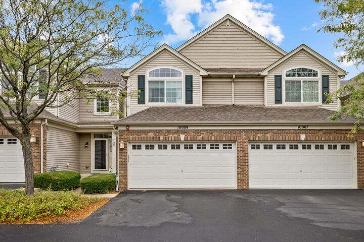 Property Photo: 10009 Cummings Street IL 60142