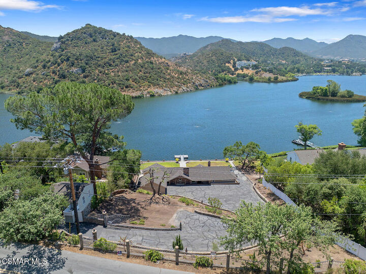 Property Photo: 800 Lake Sherwood Drive CA 91361