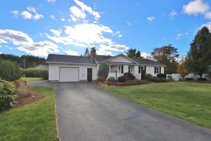 Property Photo:  89 Longmeadow Drive  ME 04412