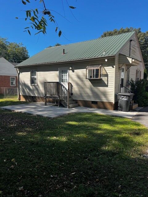 Property Photo:  304 Stegall  TN 37388