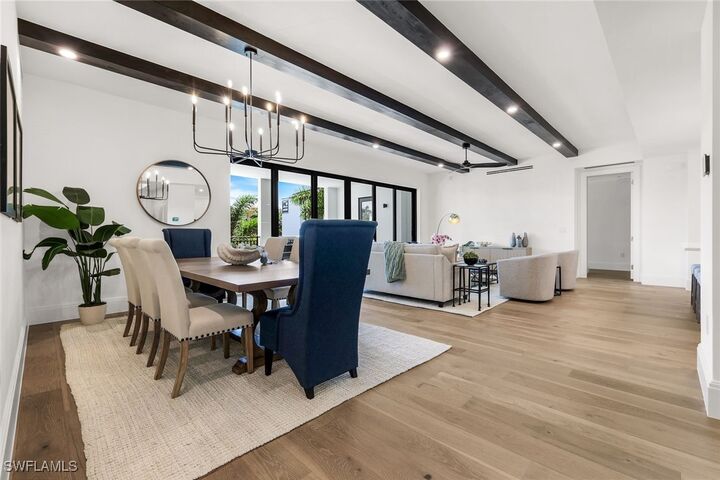 1130 3rd Avenue S 211  Naples FL 34102 photo