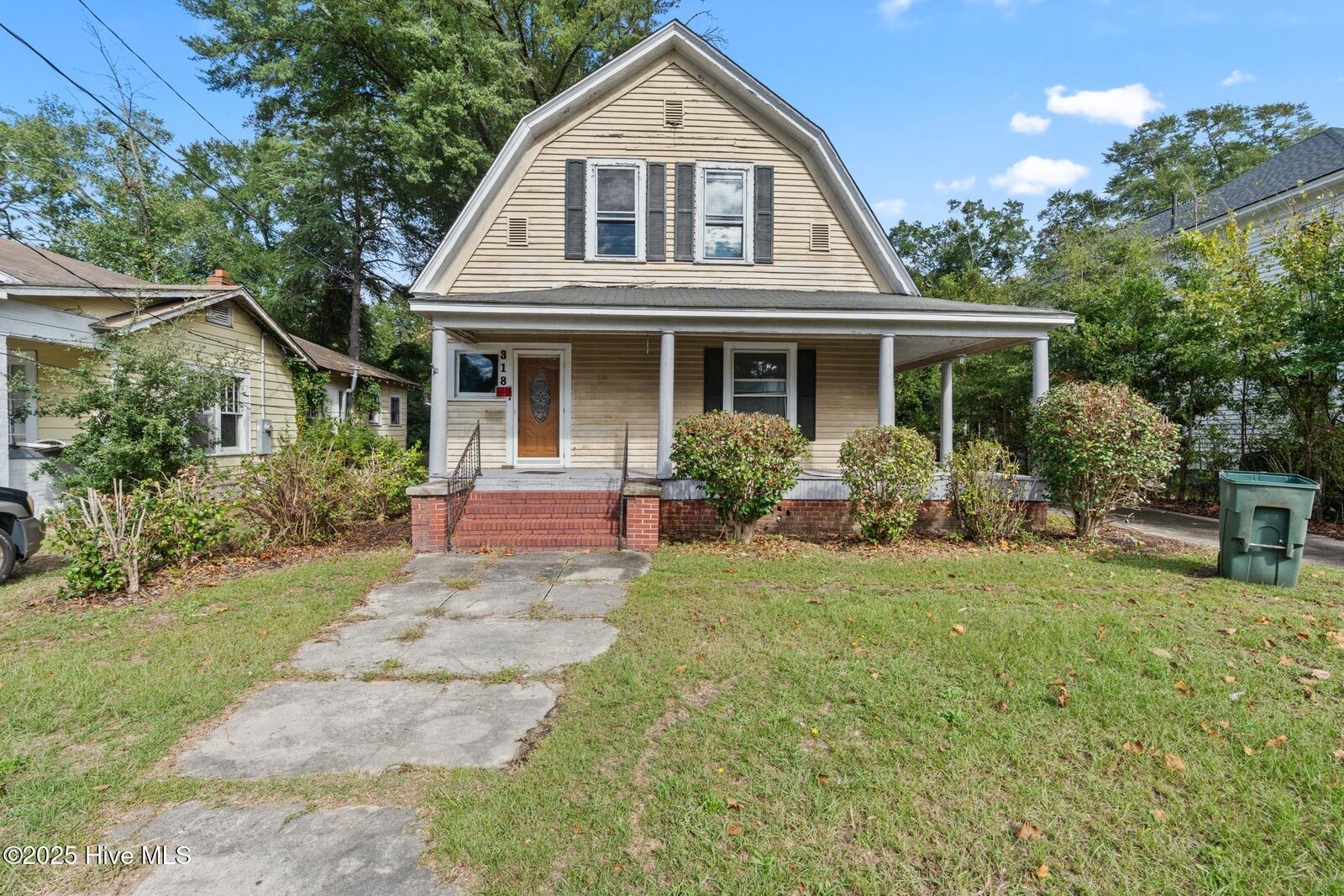 Property Photo: 318 Spring Street NC 28345